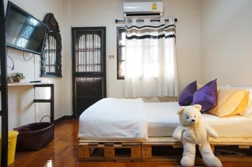 Double Room with Shared Bathroom