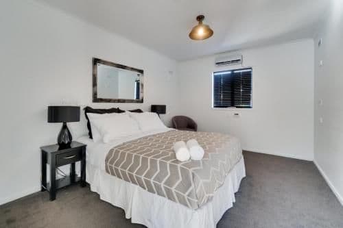 Queen Room with Shared Bathroom