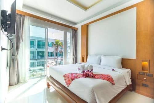 Double Room with Balcony and Sea View