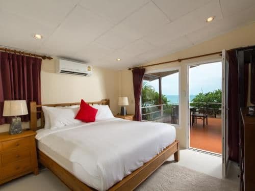 Ocean view executive 2 bedroom villa