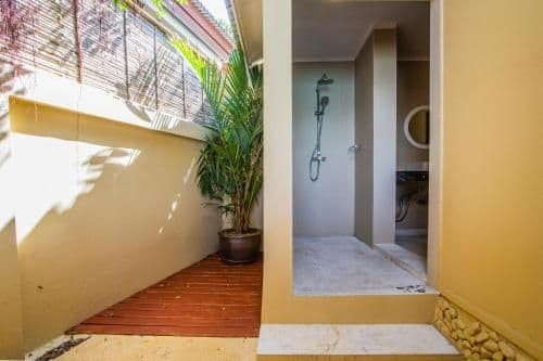 Ocean View executive one bedroom villa