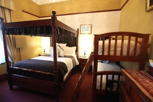 Deluxe Family Suite