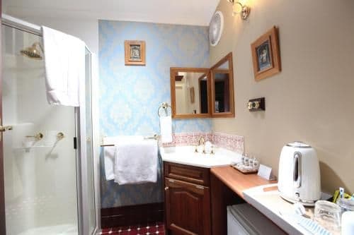Premium King Suite