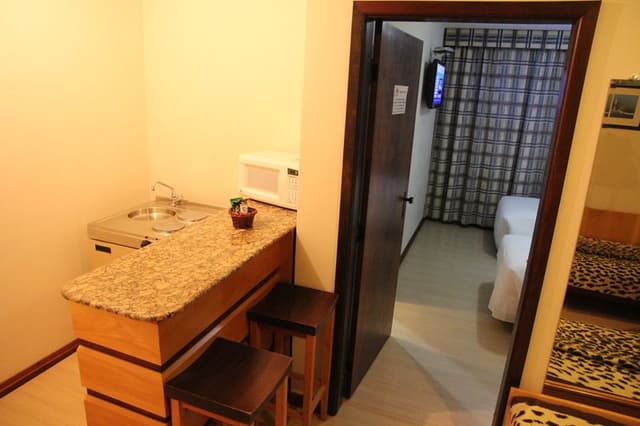 QUADRUPLE DELUXE