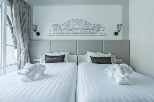 Deluxe Twin Room with Balcony