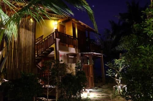 One-Bedroom Villa with Beach front
