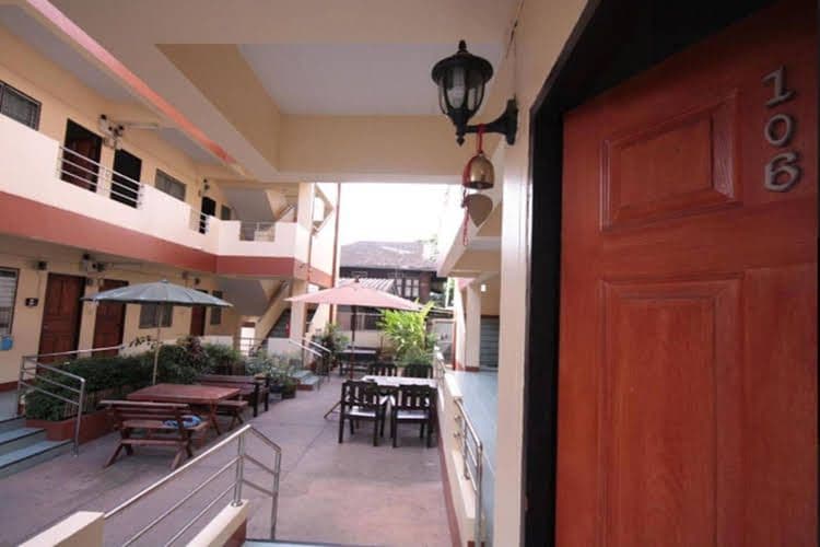 Thana Guesthouse Thana Guesthouse