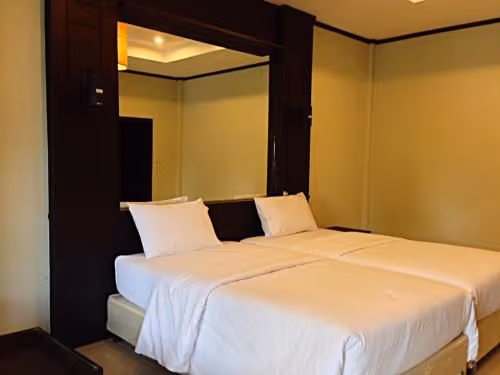 Superior Twin Room with Balcony