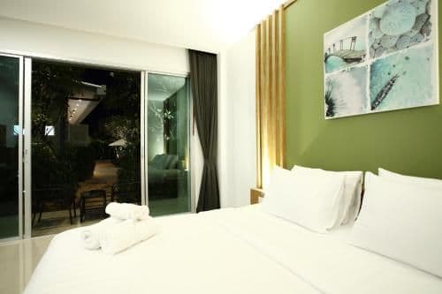 Room with Garden View
