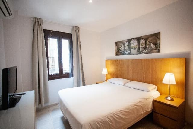 APARTMENT CAPACITY 4