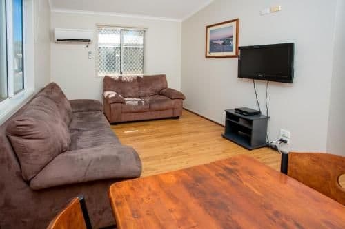 Superior Cabin - Sleeps 4 - Pet Friendly