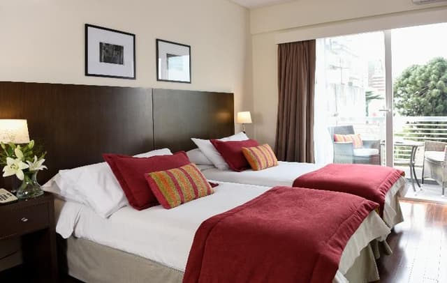 JUNIOR SUITE CAPACITY 2