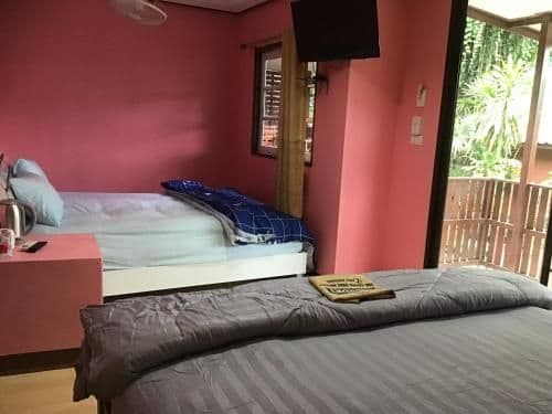 Quadruple Room with Private Bathroom