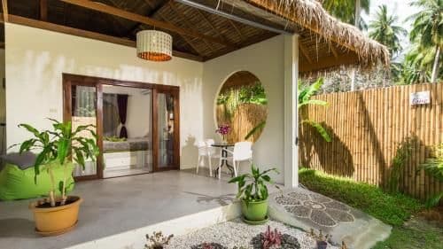 Villa with Garden View