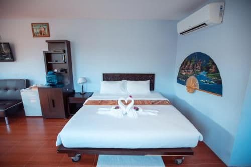 Large Double Room