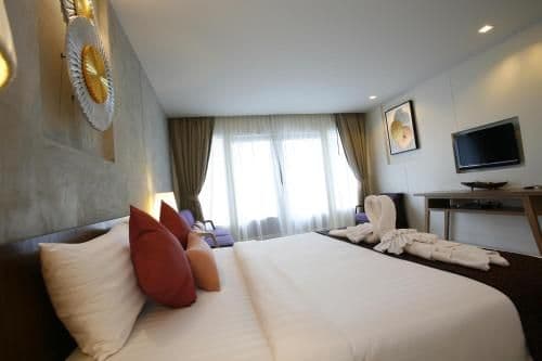 Double Room with Pool Access