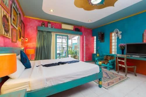 Deluxe Double Room with Partial Sea View