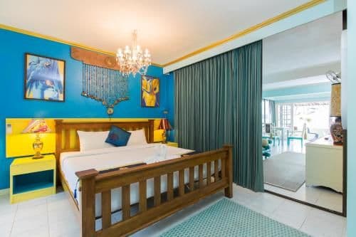 One Bedroom Apartment with Sea View