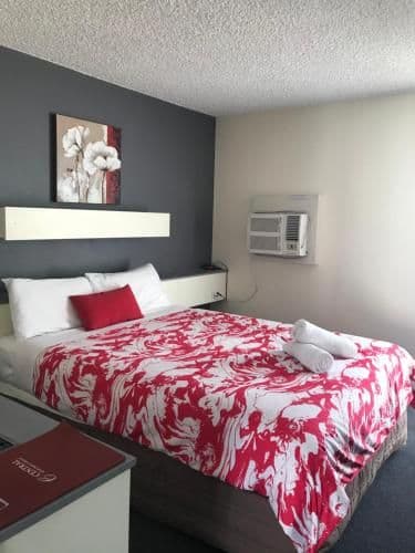 Queen Room