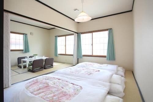 Japanese-Style Room