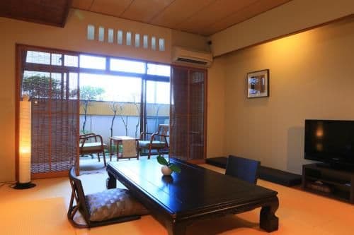 Japanese-Style Room with Shared Bathroom - Ground Floor