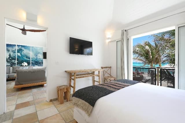 VILLA BEACH FRONT TWO BEDROOMS