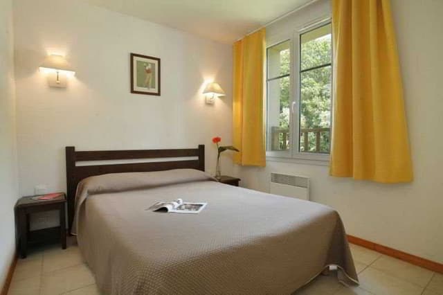 APARTMENT CAPACITY 6 ONE BEDROOM