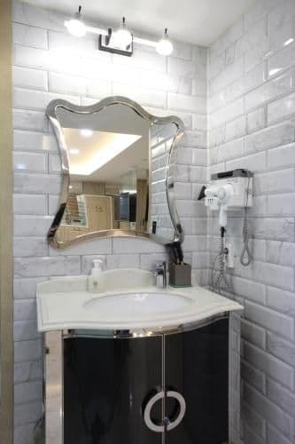 King Suite with Spa Bath