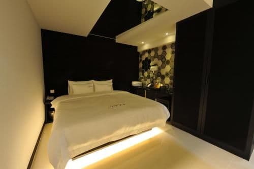 Suite with Spa Bath