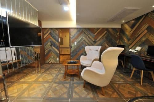 Suite with Spa Bath