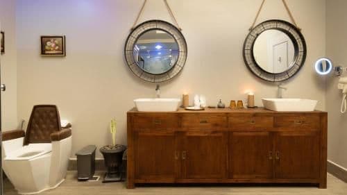 Mane Presidential Suite - Free Airport Transfers - Free Drop Off Casino