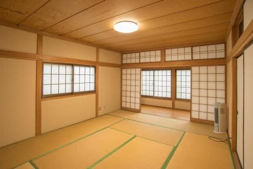 Three-Bedroom Annex