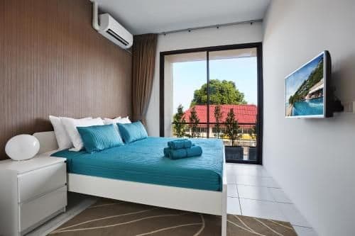 Deluxe Duplex, 3 Bedrooms, Mountain View