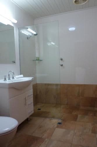 Standard Queen Suite