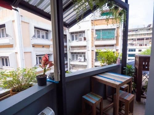 Studio Apartment