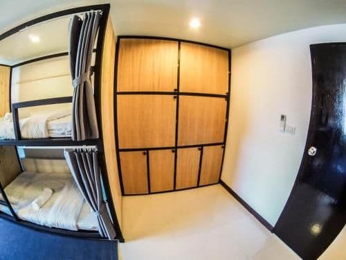 Bunk Bed in Mixed Dormitory Room