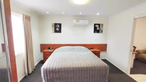 Queen Room - Disability Access