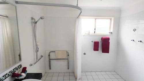 Queen Room - Disability Access