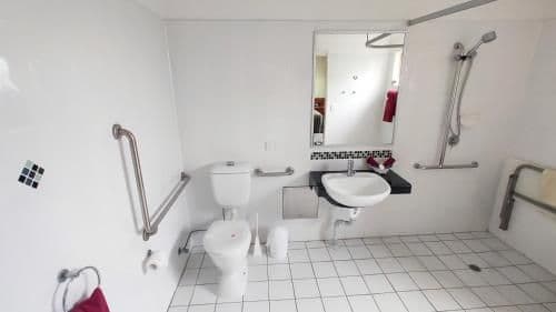 Queen Room - Disability Access