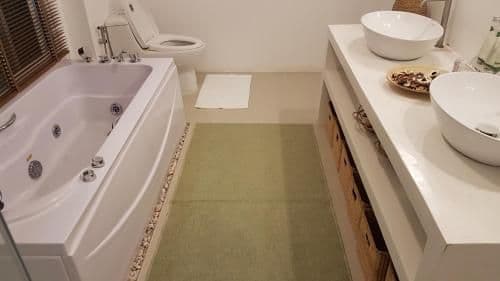 King Suite with Spa Bath