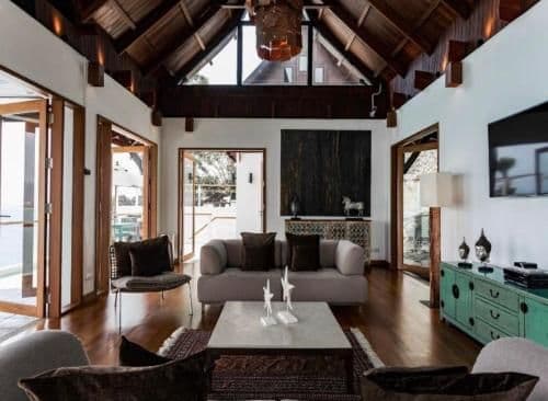 Villa - Beach Front