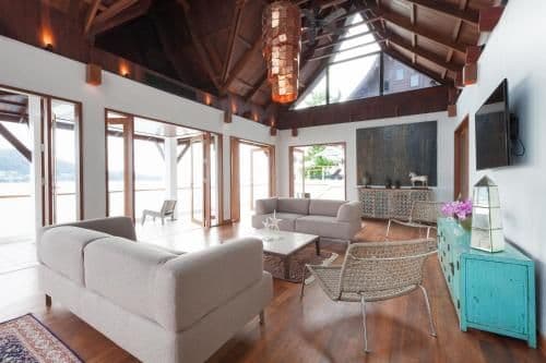 Villa - Beach Front