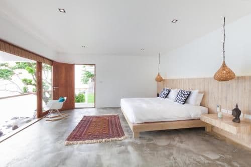 Villa - Beach Front