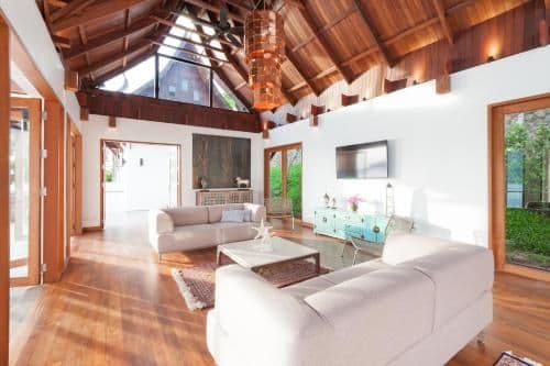 Villa - Beach Front