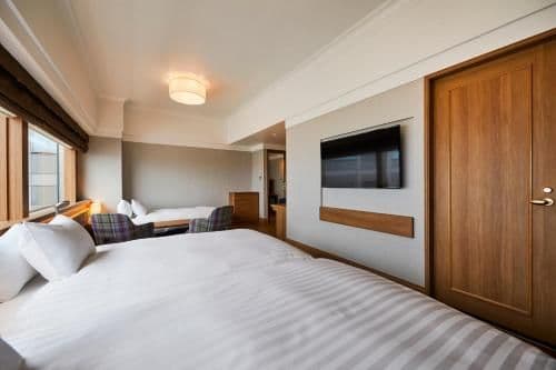 Deluxe Triple Room with Tokyo Sky Tree View