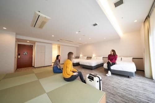 Deluxe Family Room