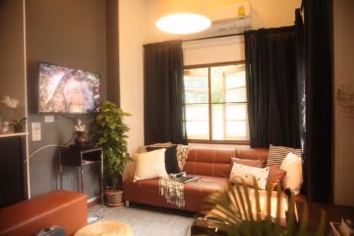 Deluxe Family Room