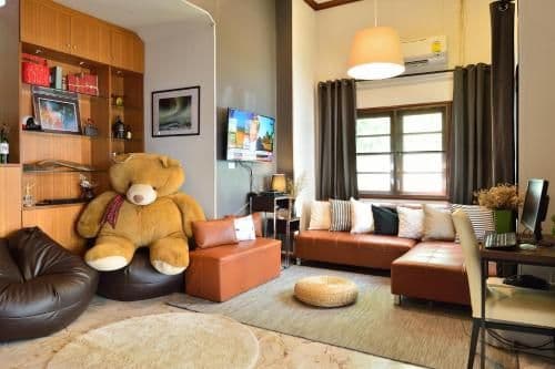 Deluxe Family Room