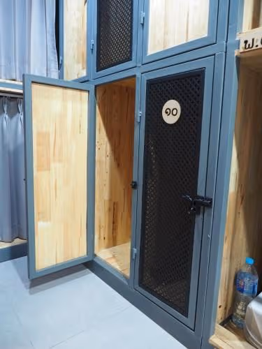 Bunk Bed in 10-Bed Mixed Dormitory Room
