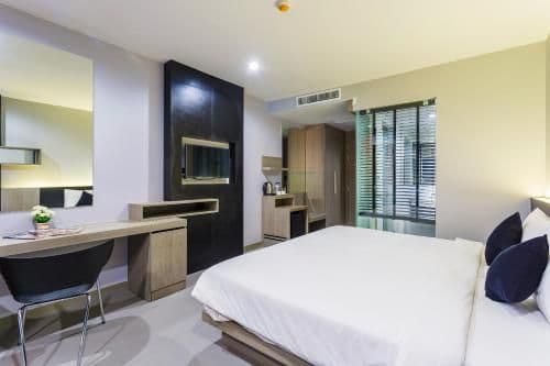 Deluxe Double or Twin Room